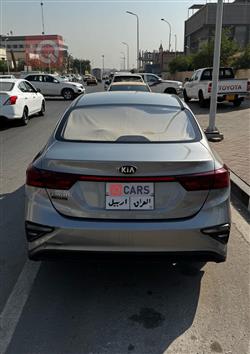 كيا سيراتو